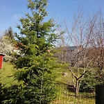 Kleines Im Eichenwaeldchen, 1 Kueche Bad 아파트 Friedrichsgrun