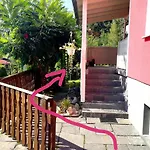 Kleines Im Eichenwaeldchen, 1 Kueche Bad