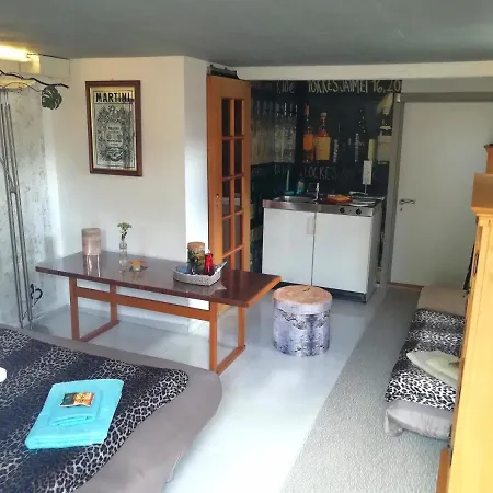 Kleines Im Eichenwaeldchen, 1 Kueche Bad * Friedrichsgrun