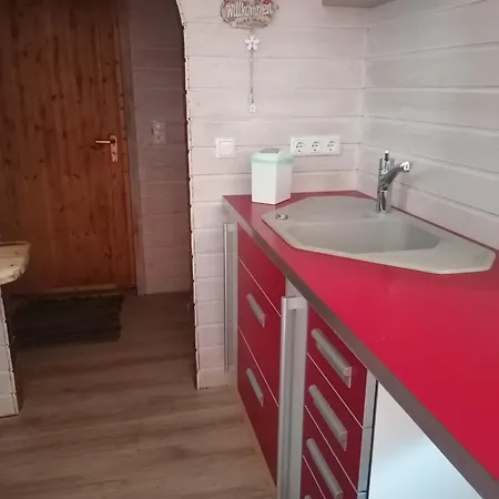 Apartment Kleines Im Eichenwäldchen, 1 Küche Bad Friedrichsgrun