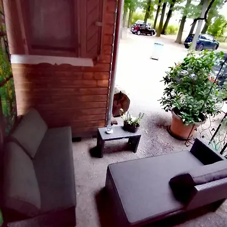 Kleines Im Eichenwaeldchen, 1 Kueche Bad Appartement