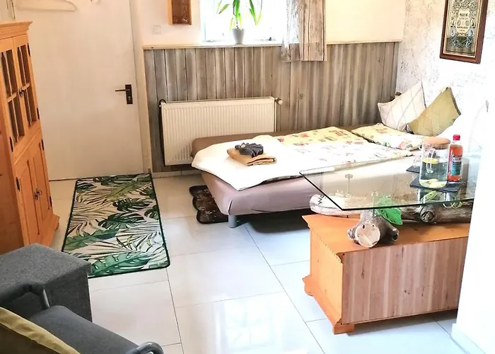 Апартаменты Kleines Im Eichenwaeldchen, 1 Kueche Bad